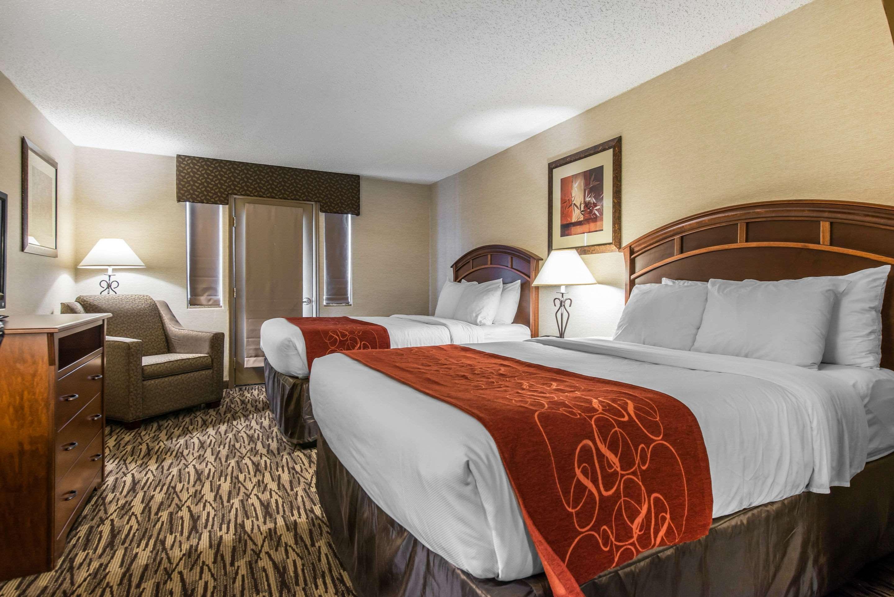 Comfort Suites Golden West On Evergreen Parkway Exterior photo