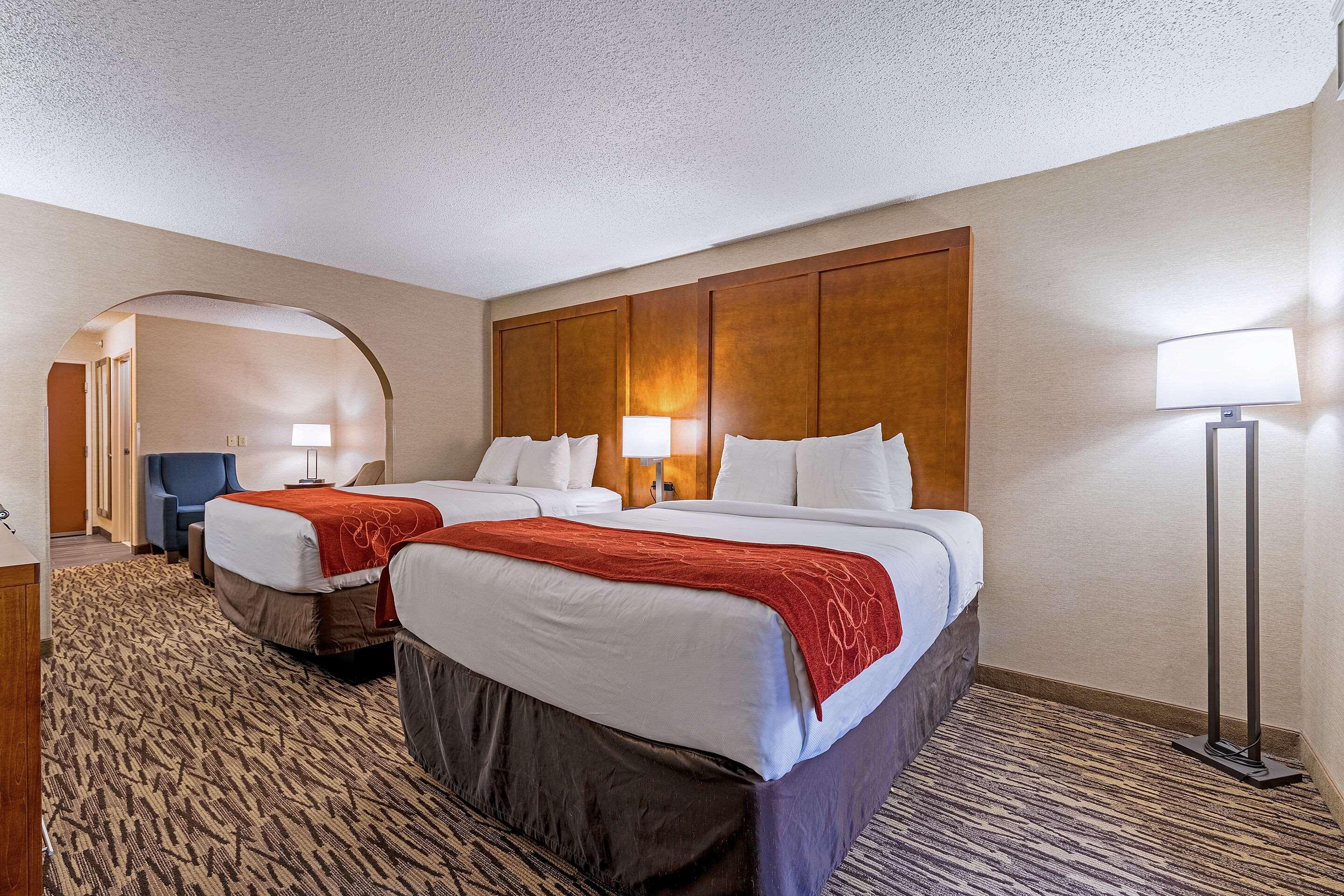 Comfort Suites Golden West On Evergreen Parkway Exterior photo