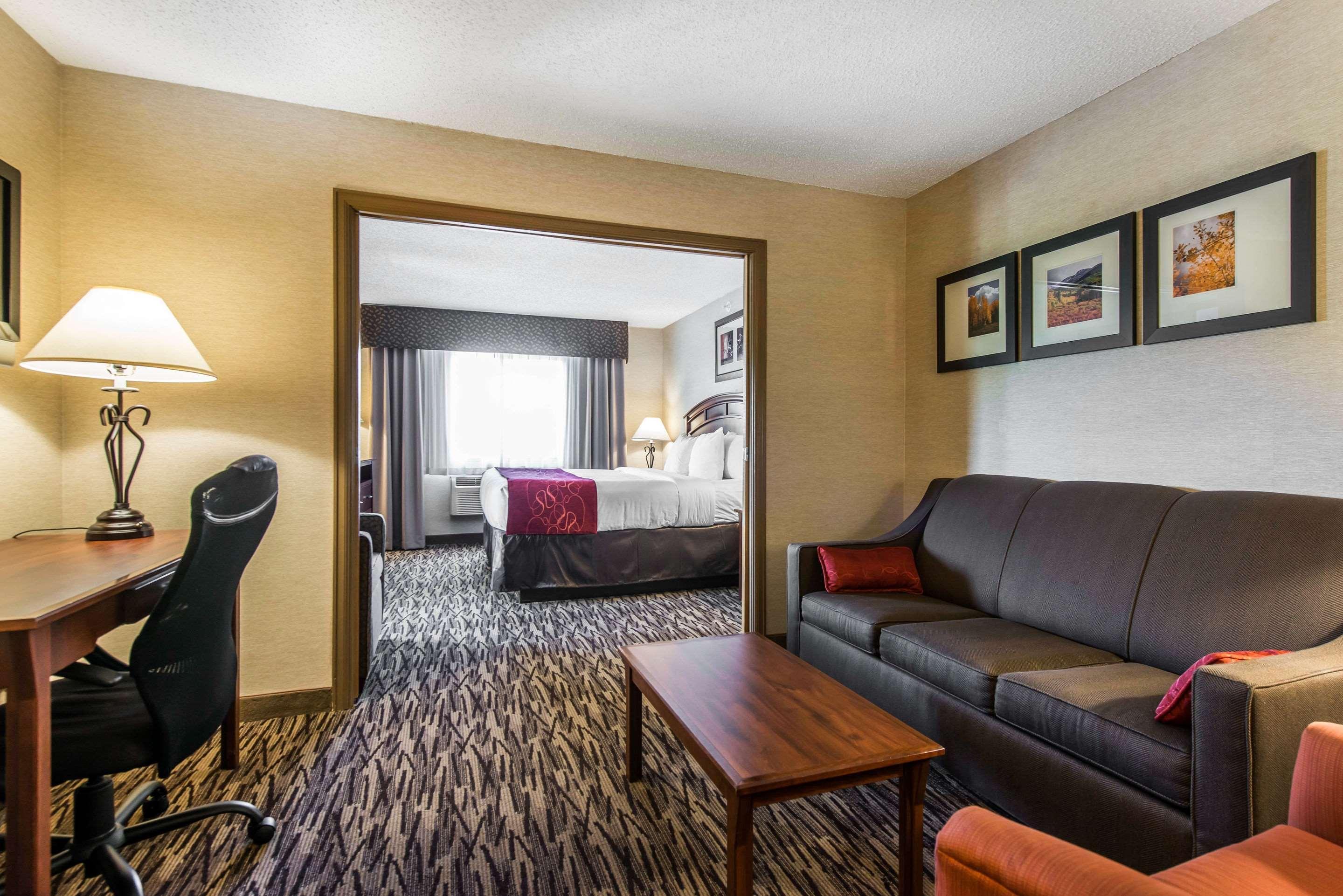 Comfort Suites Golden West On Evergreen Parkway Exterior photo